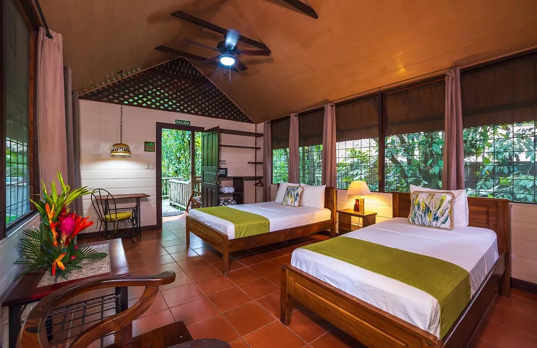 Aninga Lodge-1